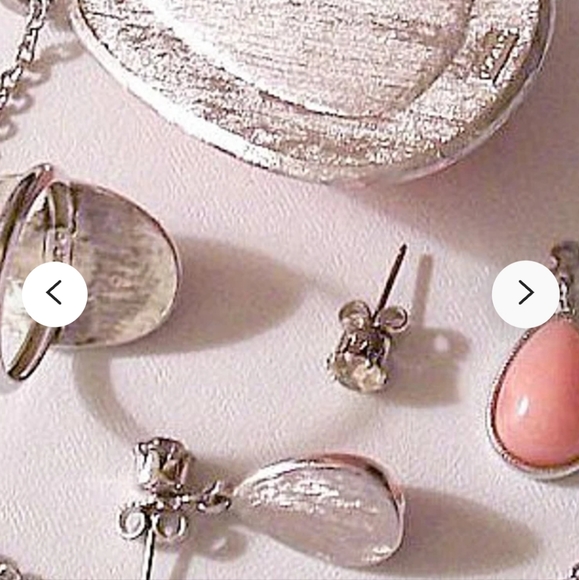 COPY - COPY - Avon Vintage Set - Picture 4 of 4